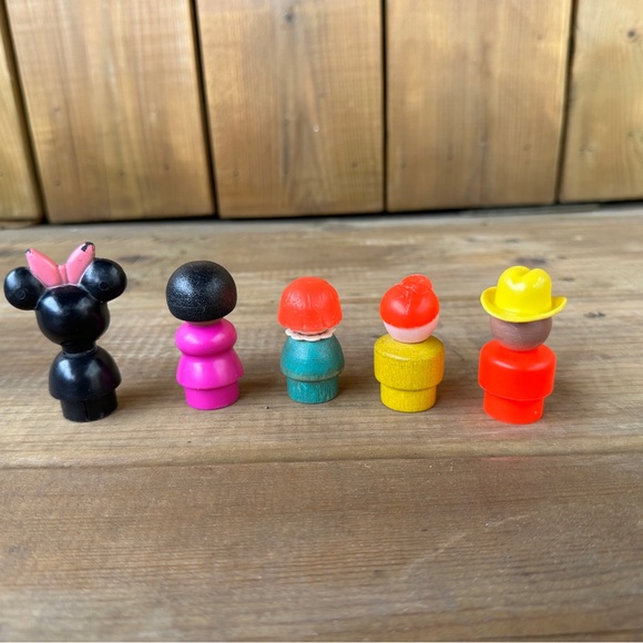 Vintage Fisher Price Little People Toy Figures Mixed Lot of 5 - Picture 6 of 6